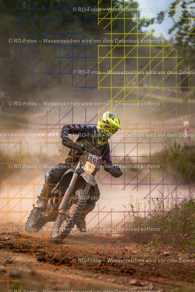 Niederwürzbach 4 Lauf-733 | Sportfotografie von RO-Fotos: Motorsport, Motocross, Enduro, Laufveranstaltungen und Triathlon. Professionelle Fotos von Sportlern und Events. - Realisiert mit Pictrs.com