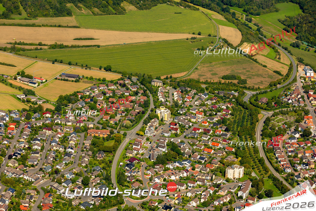 Das Luftbild zeigt : Mozartstraße Igersheim - Die Luftaufnahme wurde 2023 vom UL-Flugzeug aus erstellt ( keine Drohne ) - Hochauflösende Luftaufnahme - Für grossformatige Ausdrucke geeignet. Die Geschenkidee !Mit Lizenz und Bildrechte bestellbar