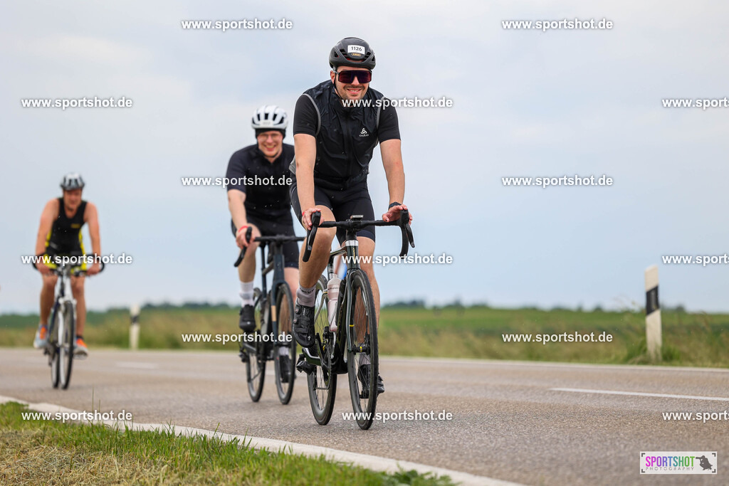 BR8A4515 | Stadttriathlon Erding 2025. #yourpictrs #sportshot_your_pictrs @Sportshotphotography #stadttriathlonerding Copyright: www.sportshot.de