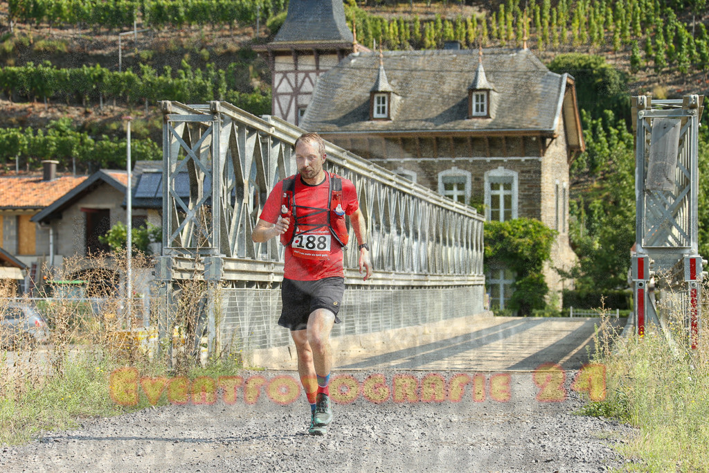 240831_1141_EX1_8066 | Sportfotografie im Rhein-Sieg Kreis, Köln, Bonn, NRW, Rheinland Pfalz, Hessen, etc. Unser Tätigkeitsfeld umfasst den Laufsport vom Volkslauf über den Marathon, Duathlon, Triathon bis zum Ultralauf wie Kölnpfad Ultra oder Schindertrail.