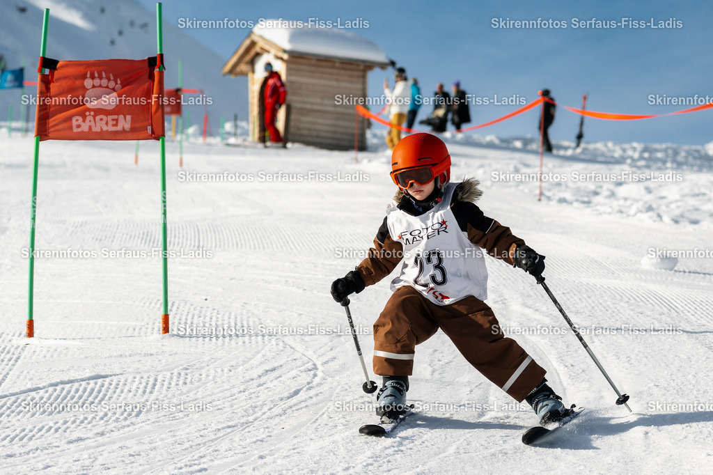 SRS_12.12.2025_0058 | SRS_12.12.2025_0058 - Realisiert mit Pictrs.com