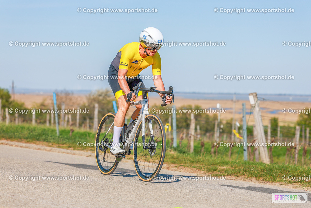 655_AR6_8237 | Neusiedlersee Radmarathon 2026@sportshot_your_pictrs #yourpictures#roadtowm2029 #nrm #neusiedlerseeradmarathon #neusiedlersee #neusiedlerseetourismus #burgenland #mörbisch #nrm26 #burgenlandtourismus #voglundco #poweredbyburgenlandtourismus #radsport #rad #marathon #ucigranfondo #visitburgenland #ucigranfondoworldseries