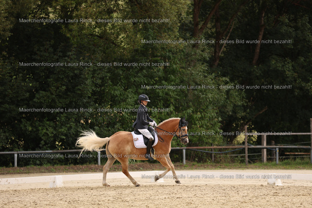 HG9A0632 | laurarinckfotografie - Realisiert mit Pictrs.com