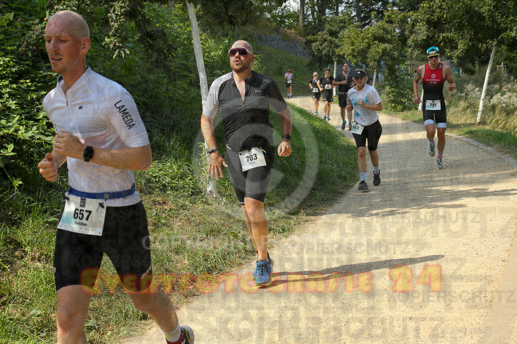 250824_1438_EX1_6994 | Sportfotografie im Rhein-Sieg Kreis, Köln, Bonn, NRW, Rheinland Pfalz, Hessen, etc. Unser Tätigkeitsfeld umfasst den Laufsport vom Volkslauf über den Marathon, Duathlon, Triathon bis zum Ultralauf wie Kölnpfad Ultra oder Schindertrail.