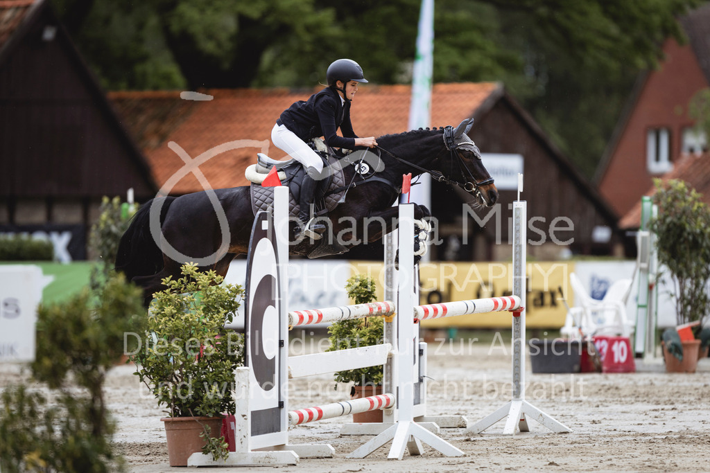 240504_PonyTrophy-232 | Deine schönsten Turniermomente als professionelle Fotos! Entdecke hochwertige Pferdesport-Fotografie im Online-Shop. Jetzt Fotos finden & bestellen!