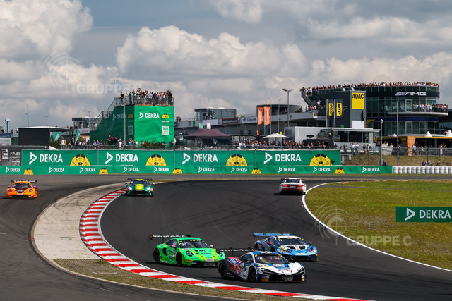 DTM525_080913330045146JB_JB | DTM, 9. + 10. Rennen Nürburgring 2025 - Foto: Gruppe C Photography; #16 McLaren 720S GT3 Evo, Dörr Motorsport: Timo Glock - Realisiert mit Pictrs.com