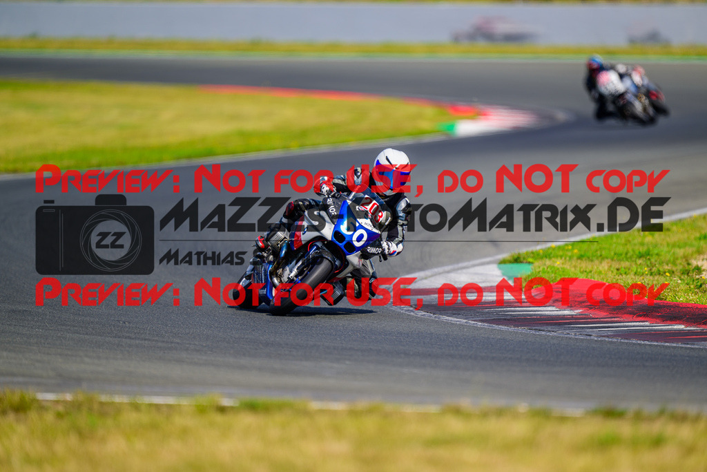 MaZZes_FotoMatrix_240725_6007705_9151 | ROT