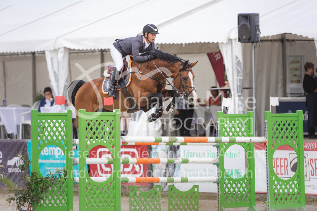220611_LüPfSpTa_Youngster-S-508 | Lützower Pferdesporttage
Springprüfung Kl. S*
Youngster
11.06.2022