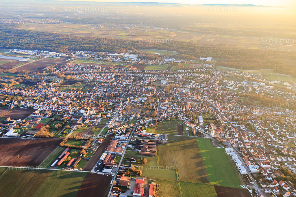 Luftbild: Stadtansicht aus Norden in Herxheim bei Landau im Bundesland Rheinland-Pfalz in Deutschland. Foto: IMG_076594.jpg vom 05.01.2015 durch Werner Riehm/FLY-FOTO.de