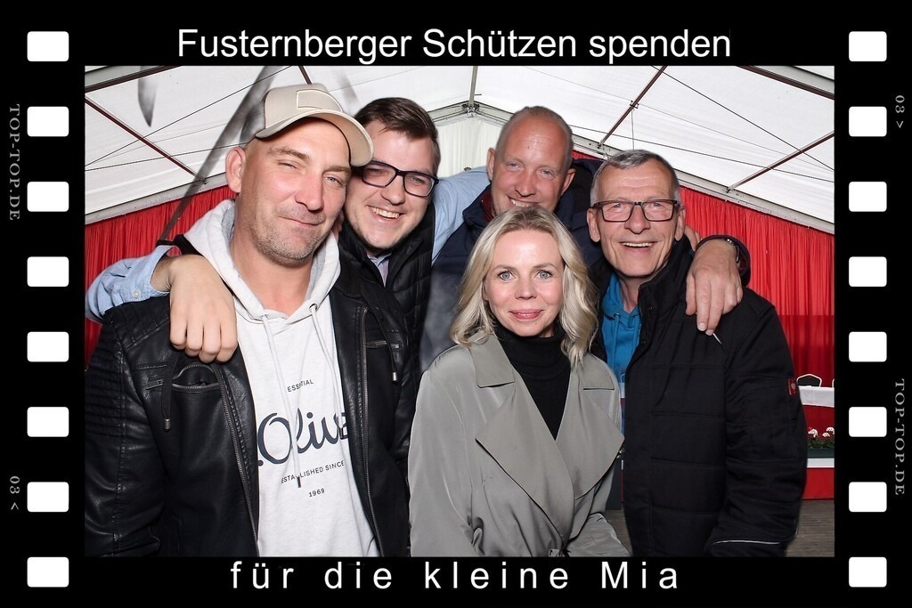 top-top.de 240928-086 | Foto, Video, Fotografie, Videografie, Fotobox, DJ, Discjockey, Musik, Musikbox, Veranstaltung, Photobooth, Amazon, Ebay, Buchtipp, Bestseller, Autor, Verlag, Buch, Wesel, Hamminkeln, NRW, Dinslaken, Rees, Drohne, Hochzeit, Party, Fotobox, Wesel, Fotograf