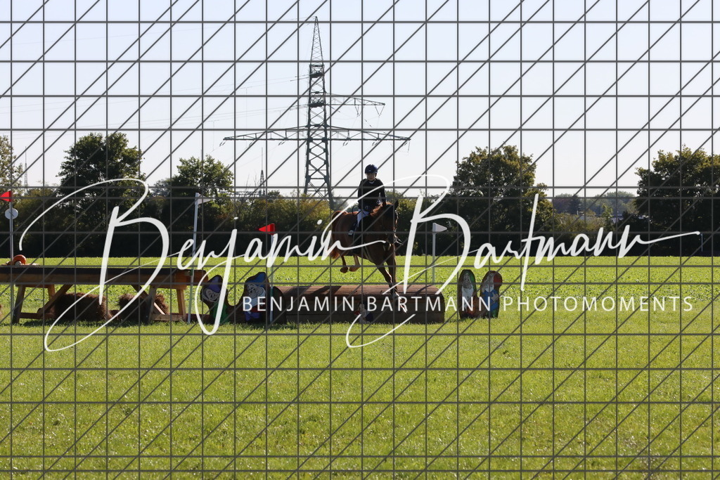 AZ2A9200 | Benjamin Bartmann Photomoments