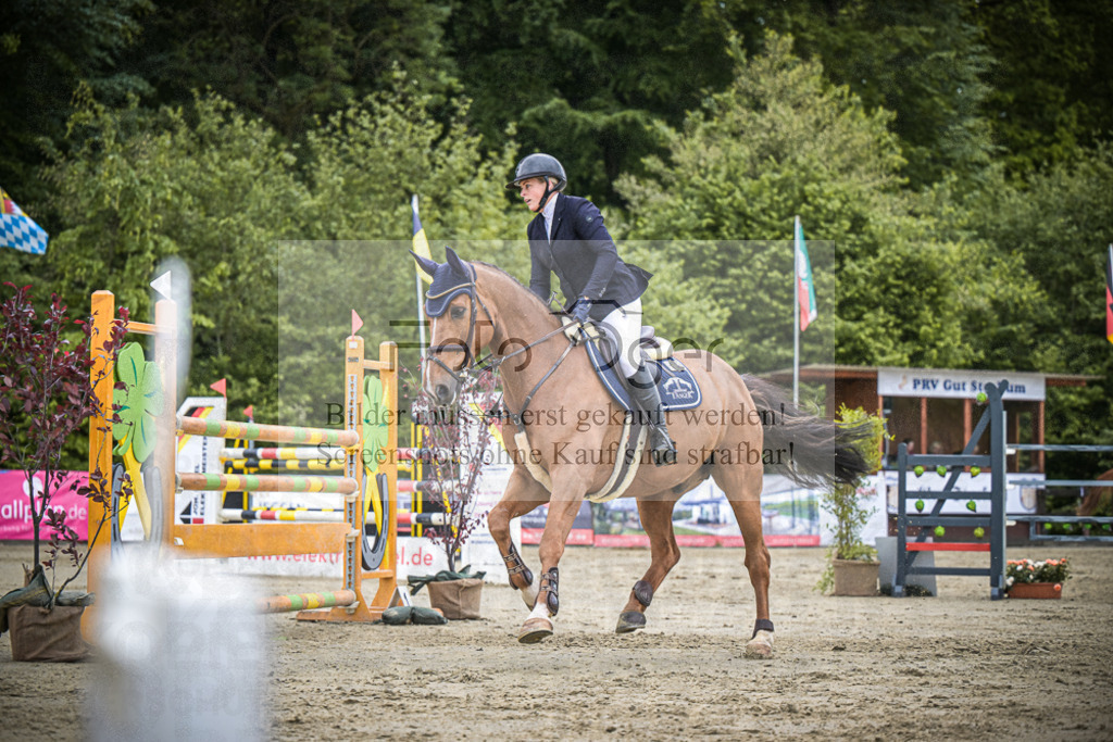 DOS_7895 | Entdecke hochwertige Reitturnierfotos von Foto Oger. Professionell, emotional und authentisch – jetzt Lieblingsmomente im Shop bestellen.Deutschlandweite Turnierfotografie. - Realisiert mit Pictrs.com