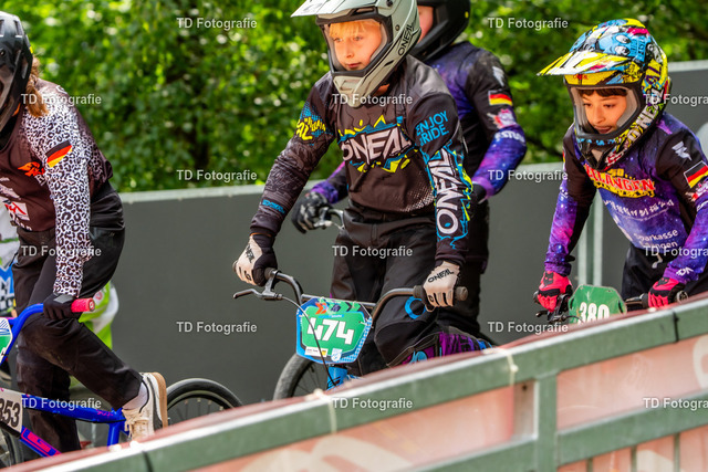 BayBMX2026-06053 | Fotogalerie von Thomas Dettweiler mit Eventbildern und lizenzfreien Fotos. Perfekt als Wandbild, für Büro, Website oder private Nutzung. - Realisiert mit Pictrs.com