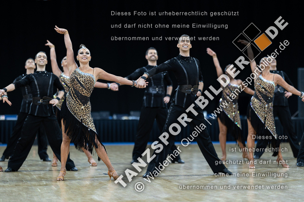 20230226-10524 | Hier finden Sie Tanz Bilder vom Latein und Standard Formationen tanzen. Sportbilder vom Tanzsport. Schöne Fotos und von Weltmeisterschaft, Europameisterschaft, Bundesliga, Regionalliga, Oberliga und Landesliga sowie von GOC Stuttgart, DanceComp, WM Bremen