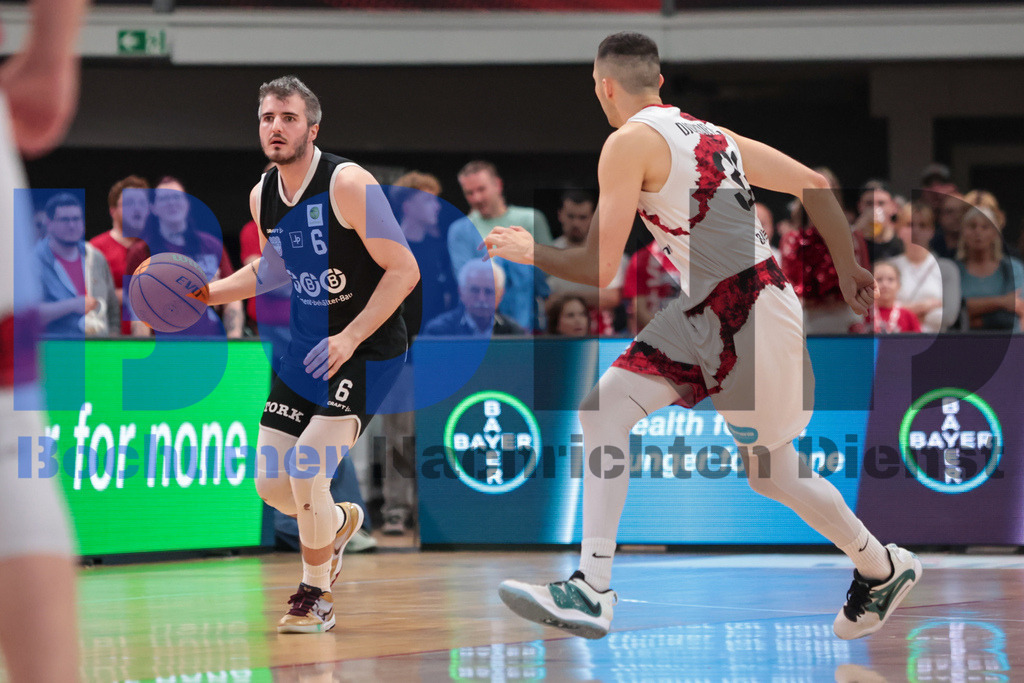 SES_LEVWOL20250525-34 | bond - Realisiert mit Pictrs.com