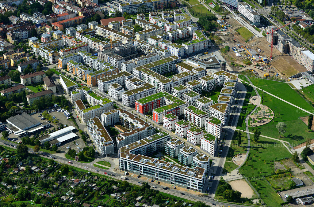 3390613 | Online-Shop für Luftbilder aus Deutschland. Seit über 45 Jahren baut Gerhard Launer das Luftbildarchiv mit unterschiedlichsten Themen stetig weiter aus.