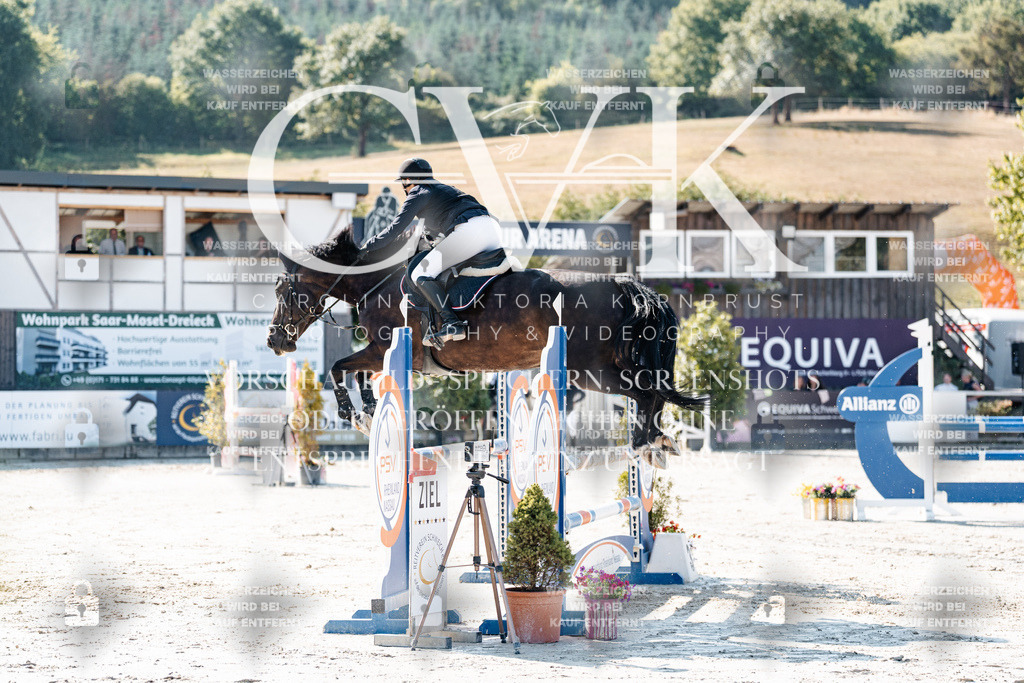 CK907585 | Turnierfotografie Pferdefotografie Trier Rheinland-Pfalz Pferdesport Reitsport Tierfotografie Sportfotografie Pferdevideo Pferdevideografie Equestrianvideography equestrianphotography  - Realisiert mit Pictrs.com