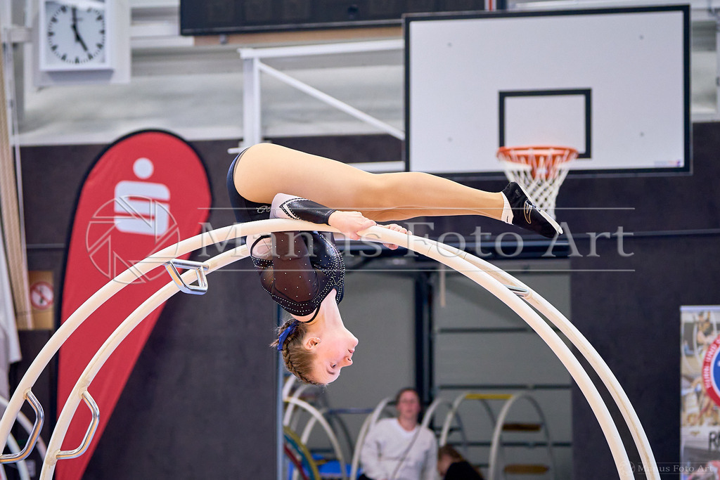 C-DSC05104 | Professionelle Sportfotografie in Hamburg, Schleswig-Holstein und Niedersachsen – spezialisiert auf Rhönrad, Geräteturnen, Leistungsturnen und rhythmische Sportgymnastik. Bundesweite Begleitung von Rhönrad-Events. Jetzt Sport-Fotos - Realisiert mit Pictrs.com