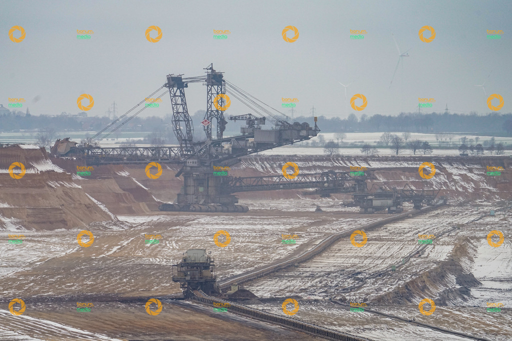 Tagebau Garzweiler leichter Schnee  | Foto: Daniel Böhm | bonum.media - Realisiert mit Pictrs.com