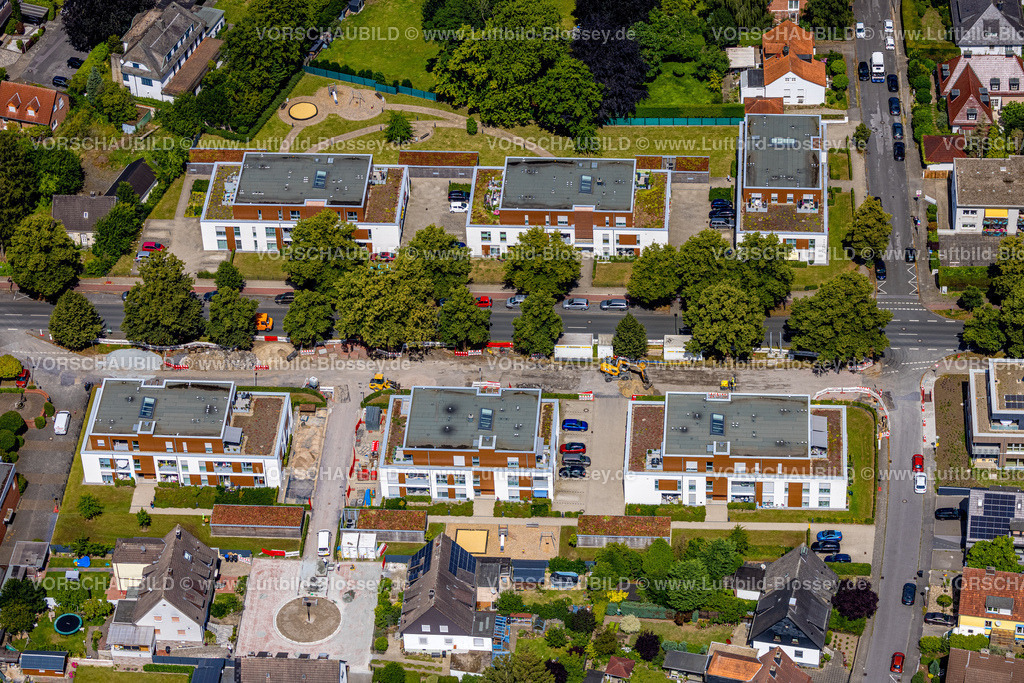 Hamm240706765 | Luftbild, Wohngebiet neue Wohnsiedlung Am Jägerhof, Lippestraße Ecke An der Steinernen Brücke, altes Tankstellen Gelände, Uentrop, Hamm, Ruhrgebiet, Nordrhein-Westfalen, Deutschland