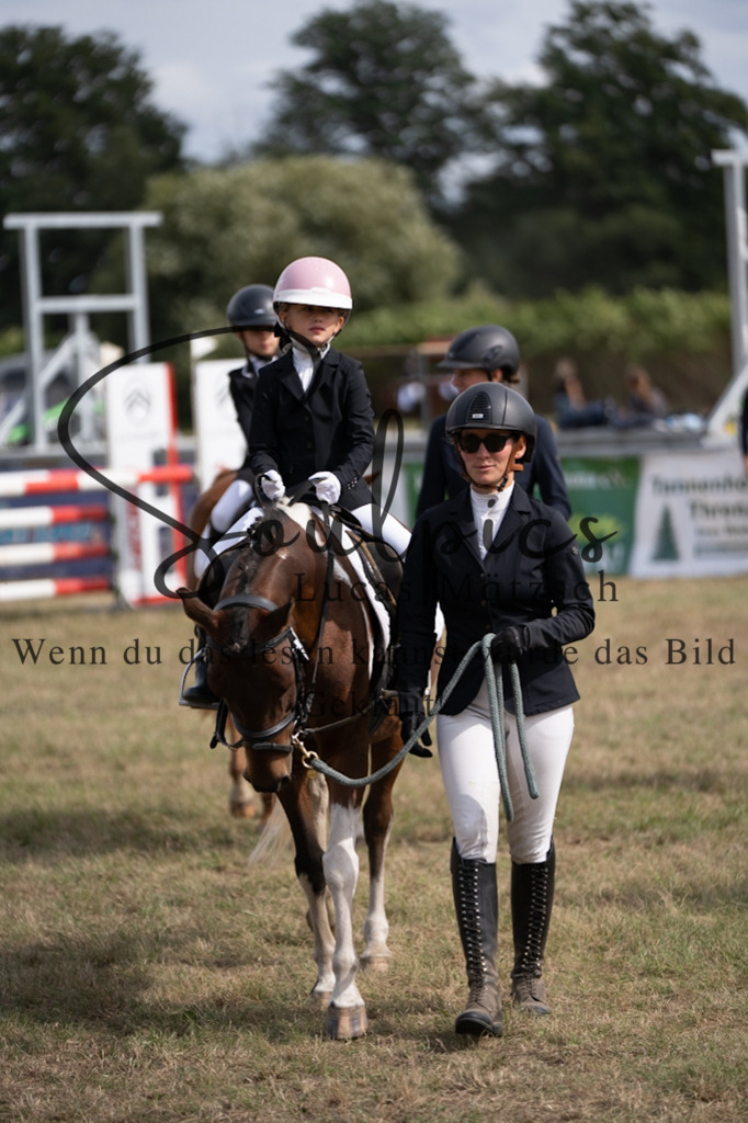 A7V08941 | Turnier/Reitfotograf