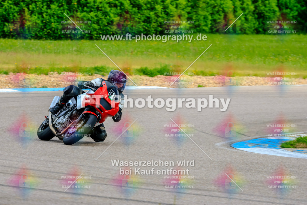 MotoTeam-8962 | Hier findet Ihr Bilder von Touristenfahrten auf der Nürburgring Nordschleife oder von anderen Veranstaltungen die ich besucht habe. Viel Spass beim Durch Schauen 