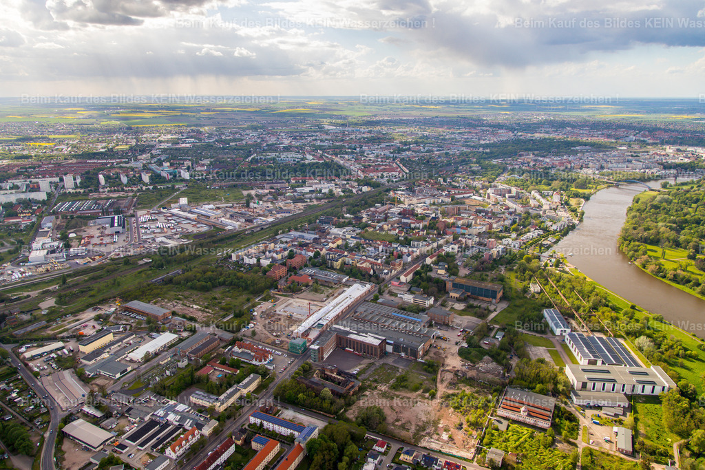 Magdeburg Gyrokopter 2021-1375 | Buckau Schönebecker Straße Am Wasserwerk - Realisiert mit Pictrs.com
