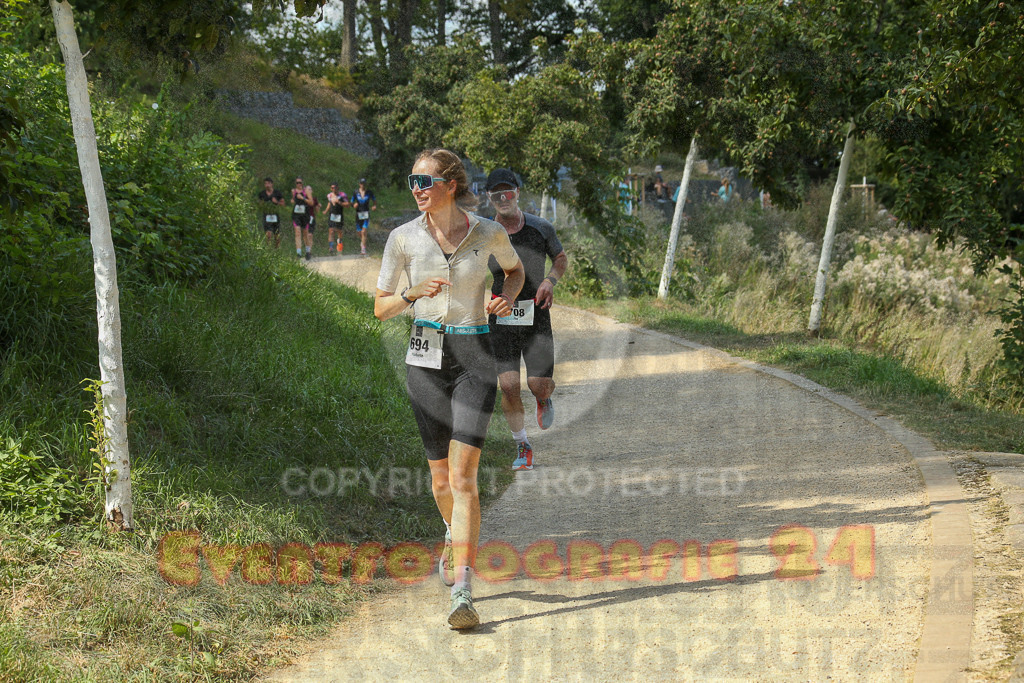 250824_1441_EX1_7176 | Sportfotografie im Rhein-Sieg Kreis, Köln, Bonn, NRW, Rheinland Pfalz, Hessen, etc. Unser Tätigkeitsfeld umfasst den Laufsport vom Volkslauf über den Marathon, Duathlon, Triathon bis zum Ultralauf wie Kölnpfad Ultra oder Schindertrail.