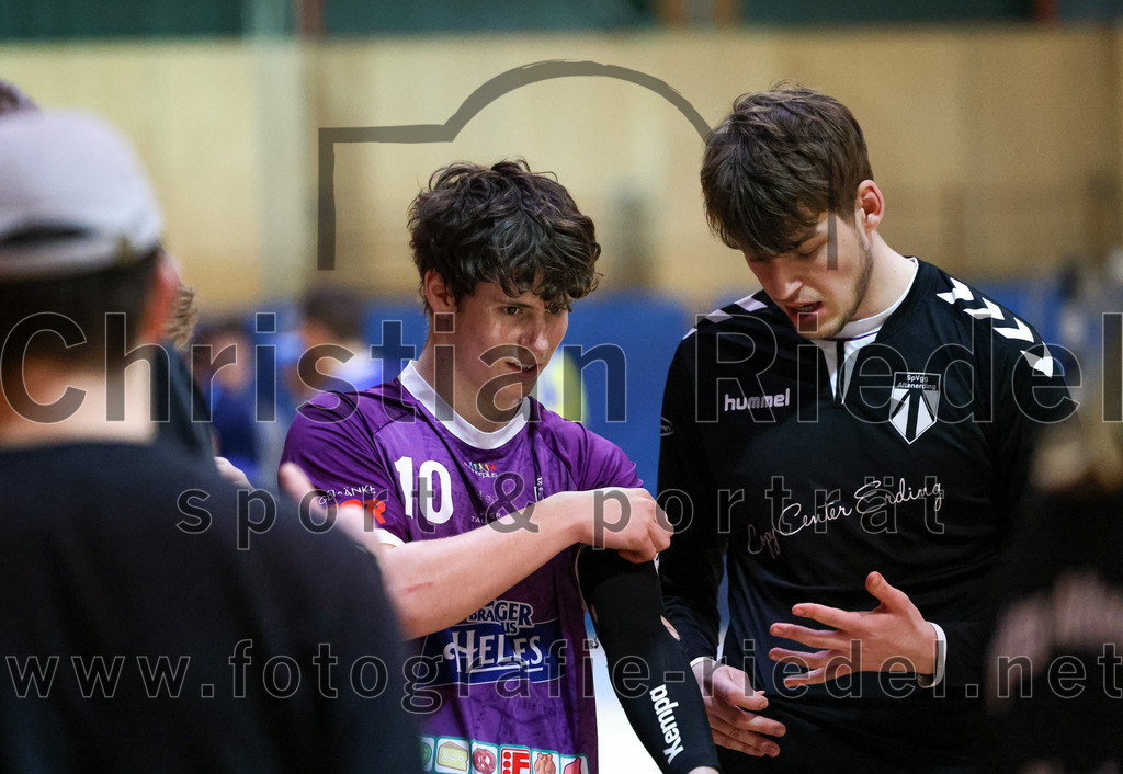 2023-03-11_038_SpVgg_Altenerding_gegen_SSG_Metten | Erding, Deutschland, 11.03.2023:
Handball, Bezirksoberliga Männer 2022 / 2023, 17. Spieltag, SpVgg Altenerding gegen SSG Metten, Endergebnis: 26:22

Tim Steininger (SpVgg Altenerding, #10)

Foto: Christian Riedel / fotografie-riedel.net