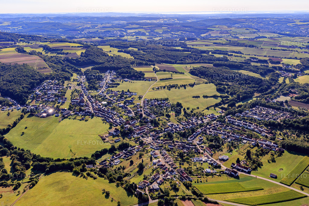 Luftbild: Ortsansicht von Nordwesten im Ortsteil Gresaubach in Lebach im Bundesland Saarland in Deutschland. Foto: IMG_149771.jpg vom 06.09.2025 durch Werner Riehm/FLY-FOTO.de