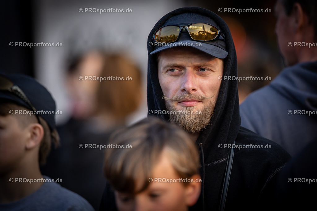 21. ASV Nachtlauf; Koeln, 08.05.24 | Impressionen vom 21. ASV Nachtlauf am 08.05.24 am Tanzbrunnen in Koeln. Foto: BEAUTIFUL SPORTS/Axel Kohring