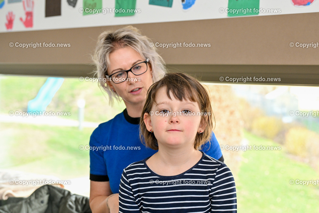 Kokon Rohrbach_ Sarah_ 27.02.2024-2 | 27.02.2024, Rohrbach, AUT, Kokon, Kinderrehazentrum, im Bild Sarah (6) mit ihrer Mama Anita Eilmannsberger (41)