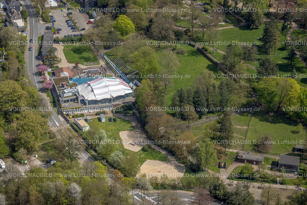 Velbert230407498 | Luftbild, Parkbad Velbert-Mitte, Freibad, Stoffdach, Velbert, Ruhrgebiet, Nordrhein-Westfalen, Deutschland