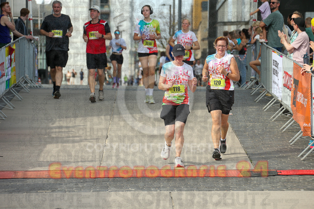 250920_1511_EX1_8529 | Sportfotografie im Rhein-Sieg Kreis, Köln, Bonn, NRW, Rheinland Pfalz, Hessen, etc. Unser Tätigkeitsfeld umfasst den Laufsport vom Volkslauf über den Marathon, Duathlon, Triathon bis zum Ultralauf wie Kölnpfad Ultra oder Schindertrail.