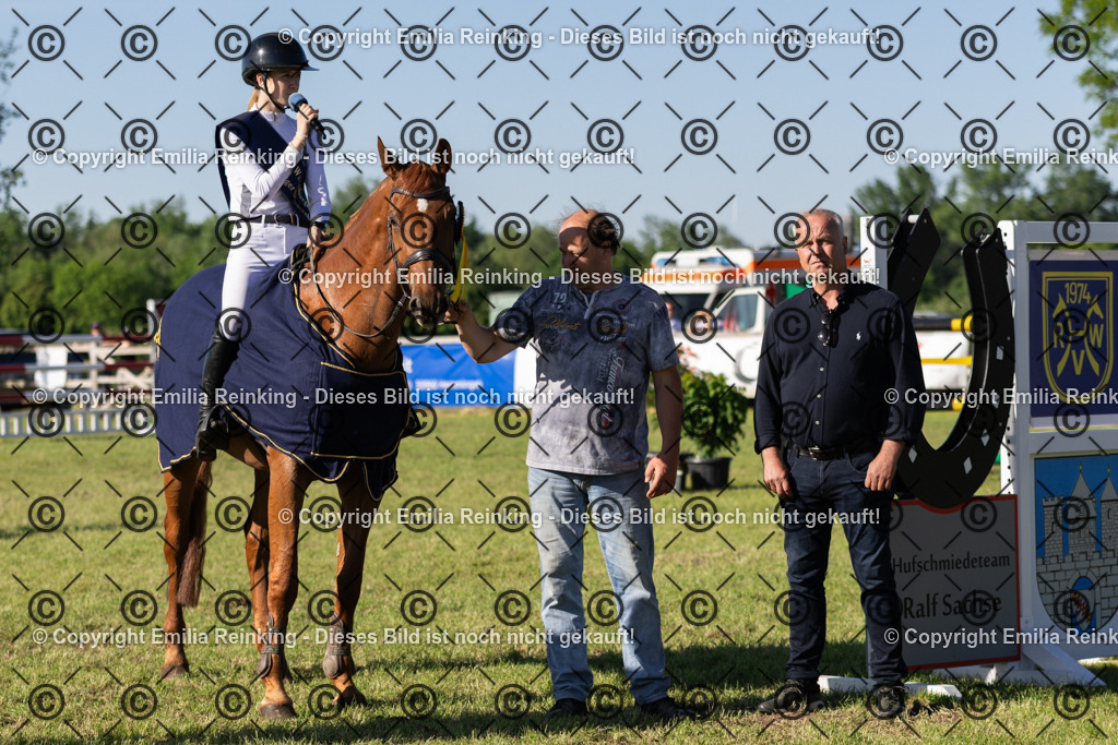 CL5A1551 | Emilia Reinking Fotografie - Realisiert mit Pictrs.com