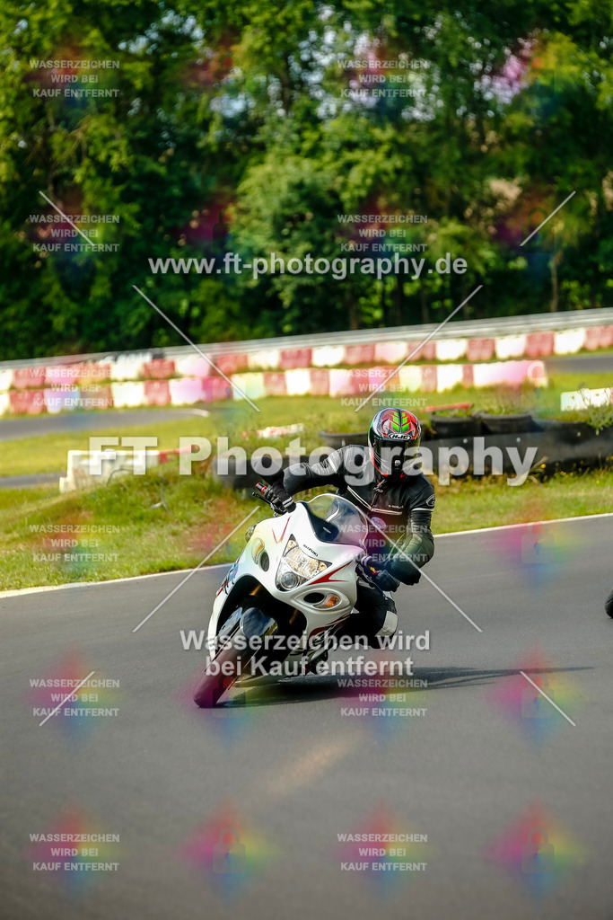 VBK-4699 | Hier findet Ihr Bilder von Touristenfahrten auf der Nürburgring Nordschleife oder von anderen Veranstaltungen die ich besucht habe. Viel Spass beim Durch Schauen 