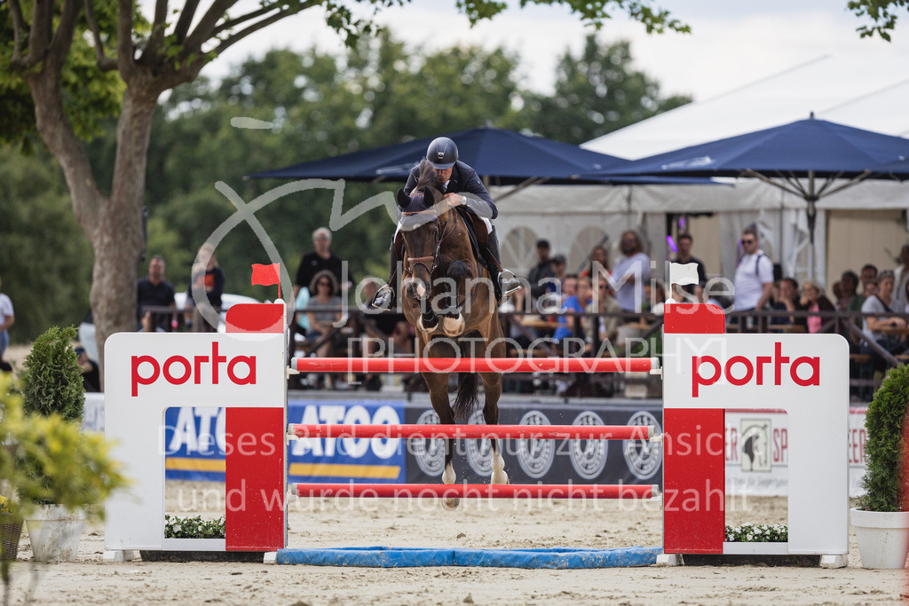 230729_BHO_S1-Spr-828 | Deine schönsten Turniermomente als professionelle Fotos! Entdecke hochwertige Pferdesport-Fotografie im Online-Shop. Jetzt Fotos finden & bestellen!