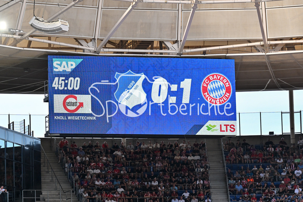 TSG 1899 Hoffenheim - FC Bayern München | Der Halbzeitstand in Hoffenheim / Bundesliga: TSG 1899 Hoffenheim - FC Bayern München; PreZero-Arena am 20.09.2025 / DFL REGULATIONS PROHIBIT ANY USE OF PHOTOGRAPHS AS IMAGE SEQUENCES AND/OR QUASI-VIDEO