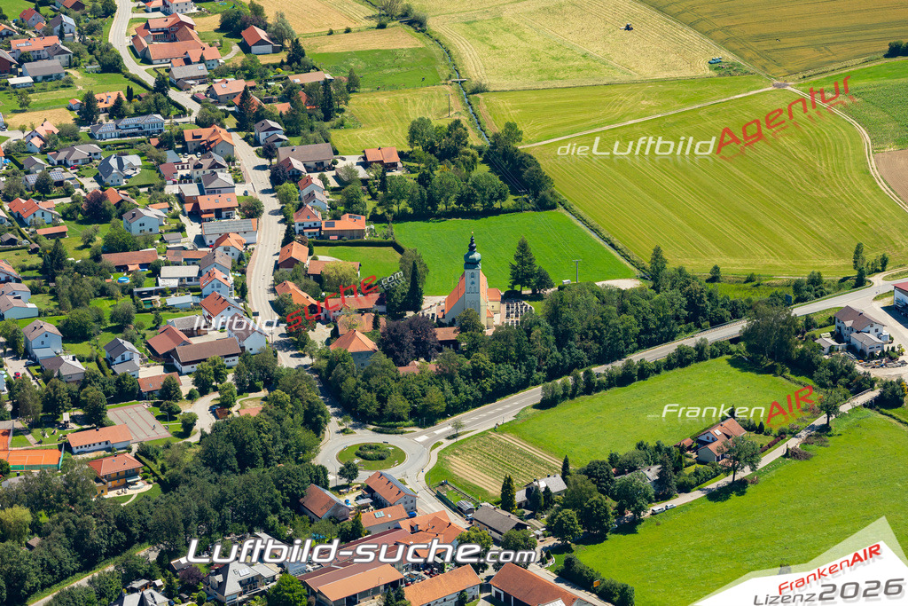 Aktuelles Luftbild von Aich Bodenkirchen - Die Luftaufnahme wurde 2022 mittels UL-Flugzeug erstellt ( keine Drohne ) - hochauflösende Kamera-Systeme von  Canon -Beste Qualität - Für grossformatige Ausdrucke geeignet. Die Geschenkidee !
