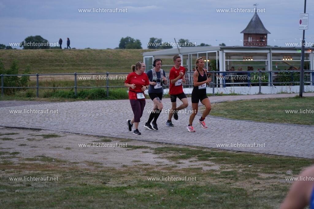 DSC05316 | Lichterlauf  - Realisiert mit Pictrs.com