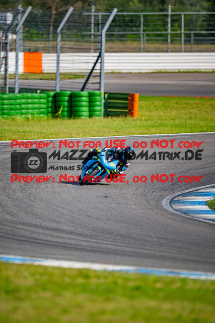 MaZZes_FotoMatrix_240702_6007705_2-161 | ROT