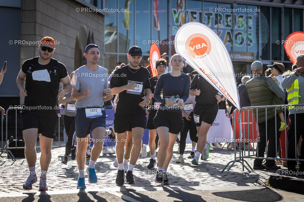 44. Kölner Brückenlauf; Koeln, 14.09.25 | Impressionen vom 44. Kölner Brückenlauf am 14.09.25 am Schokoladenmuseum in Koeln. Foto: BEAUTIFUL SPORTS/Leah Kohring