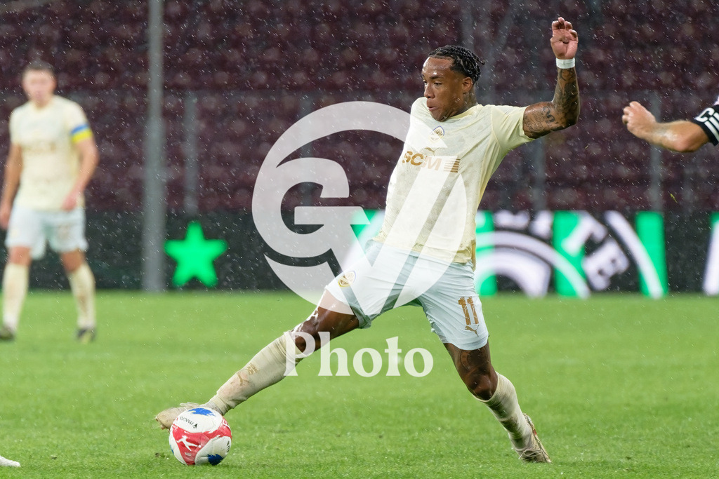 UEFA Conference League Play-offs 2nd leg - Servette FC v FC Shakhtar Donetsk | Kevin (11 FC Shakhtar Donetsk) in action (close up)  during the UEFA Conference League Play-offs 2nd leg match between Servette FC and FC Shakhtar Donetsk at Stade de Geneve in Geneva, Switzerland