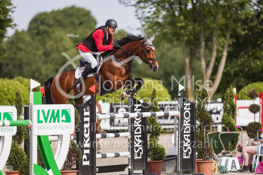 250531_MayDays_S1-Spr-257 | Deine schönsten Turniermomente als professionelle Fotos! Entdecke hochwertige Pferdesport-Fotografie im Online-Shop. Jetzt Fotos finden & bestellen!