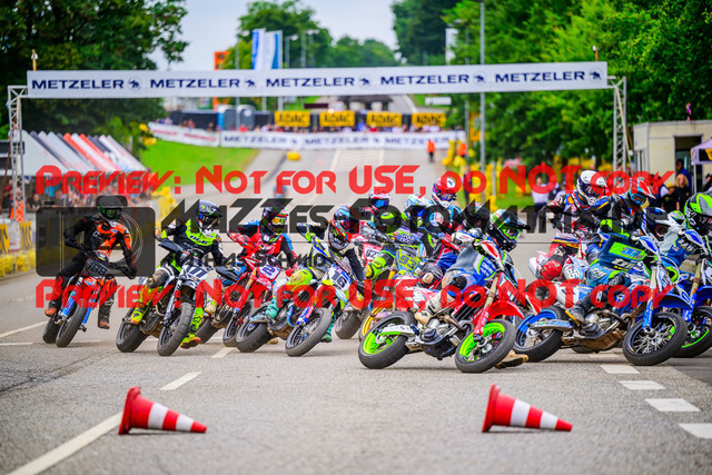 MaZZes_FotoMatrix_240818_6021986_7965 | S1