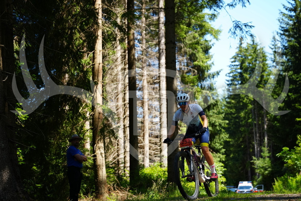 FC101903 | Fotogalerie der Treibjagd im Dunkelwald - Dein MTB Etappenrennen im Erzgebirge - Realisiert mit Pictrs.com