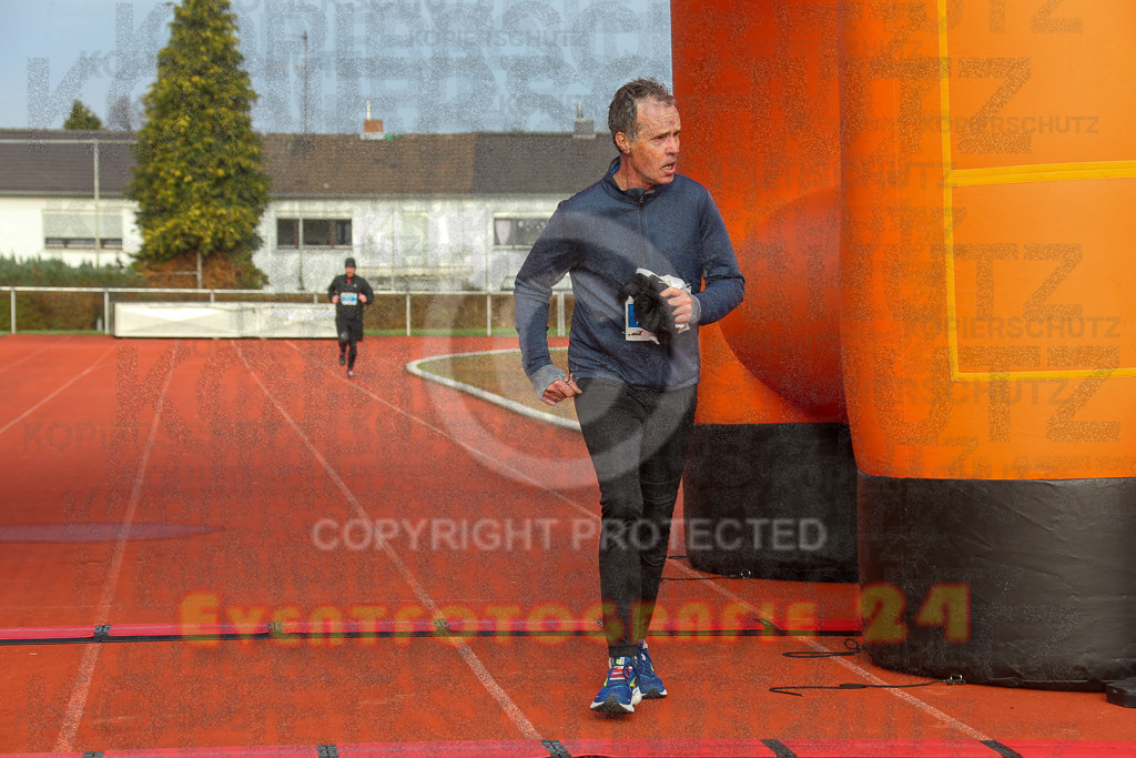 230129_1129_EX1_4991 | Sportfotografie im Rhein-Sieg Kreis, Köln, Bonn, NRW, Rheinland Pfalz, Hessen, etc. Unser Tätigkeitsfeld umfasst den Laufsport vom Volkslauf über den Marathon, Duathlon, Triathon bis zum Ultralauf wie Kölnpfad Ultra oder Schindertrail.