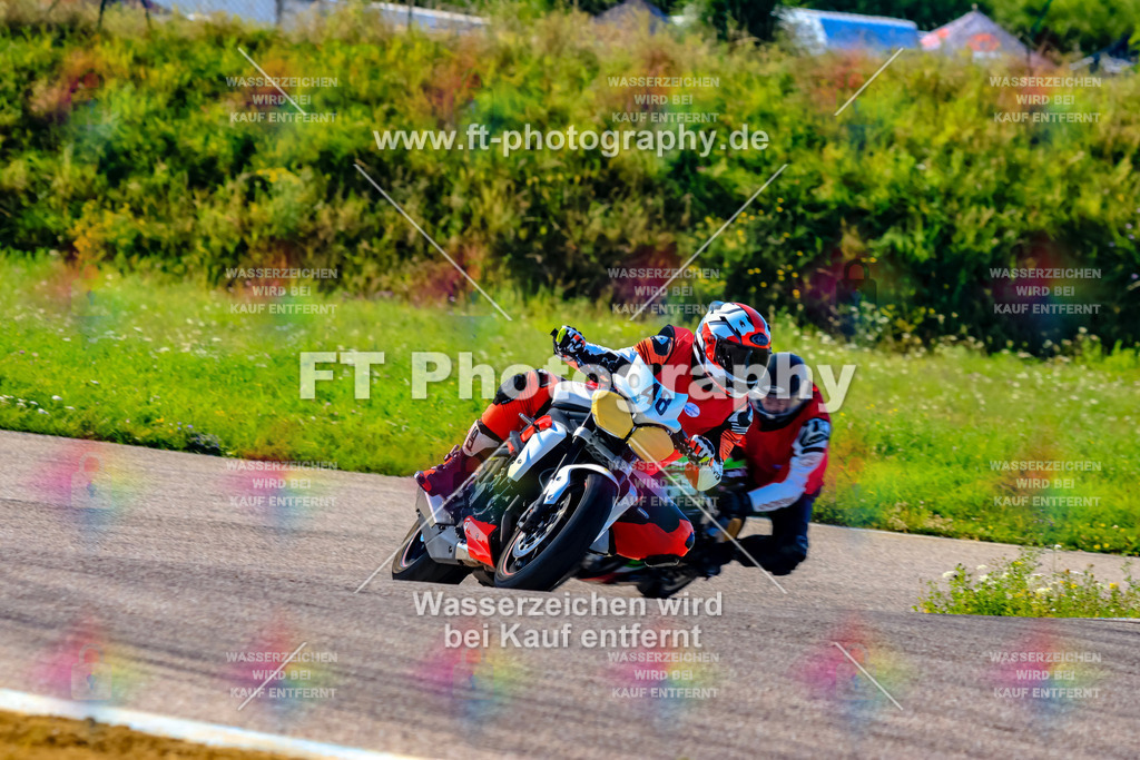 048-2348 | Hier findet Ihr Bilder von Touristenfahrten auf der Nürburgring Nordschleife oder von anderen Veranstaltungen die ich besucht habe. Viel Spass beim Durch Schauen 