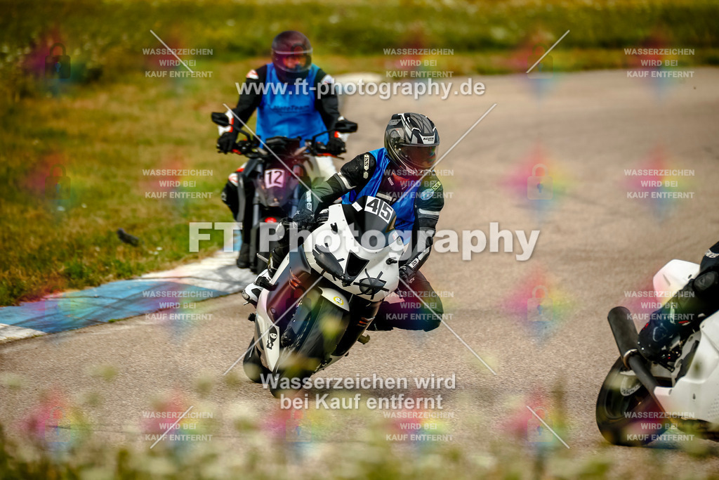 Chambley Juli-0877 | Hier findet Ihr Bilder von Touristenfahrten auf der Nürburgring Nordschleife oder von anderen Veranstaltungen die ich besucht habe. Viel Spass beim Durch Schauen 