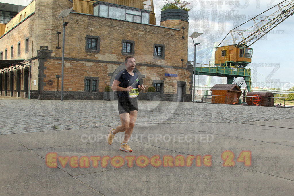 250920_1525_EV4_8761 | Sportfotografie im Rhein-Sieg Kreis, Köln, Bonn, NRW, Rheinland Pfalz, Hessen, etc. Unser Tätigkeitsfeld umfasst den Laufsport vom Volkslauf über den Marathon, Duathlon, Triathon bis zum Ultralauf wie Kölnpfad Ultra oder Schindertrail.